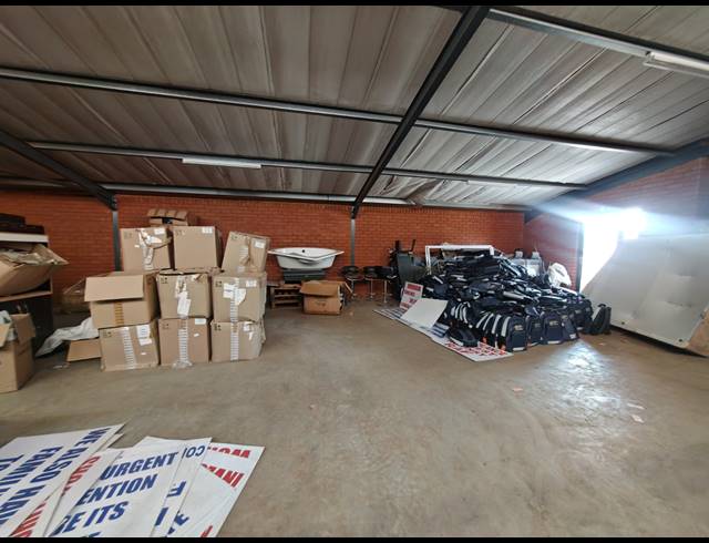 349M² WAREHOUSE TO LET IN ORMONDE